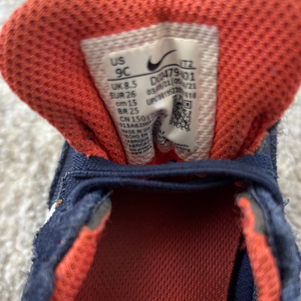 Nike Kids Navy and Orange Sneakers - Picture 5 of 5